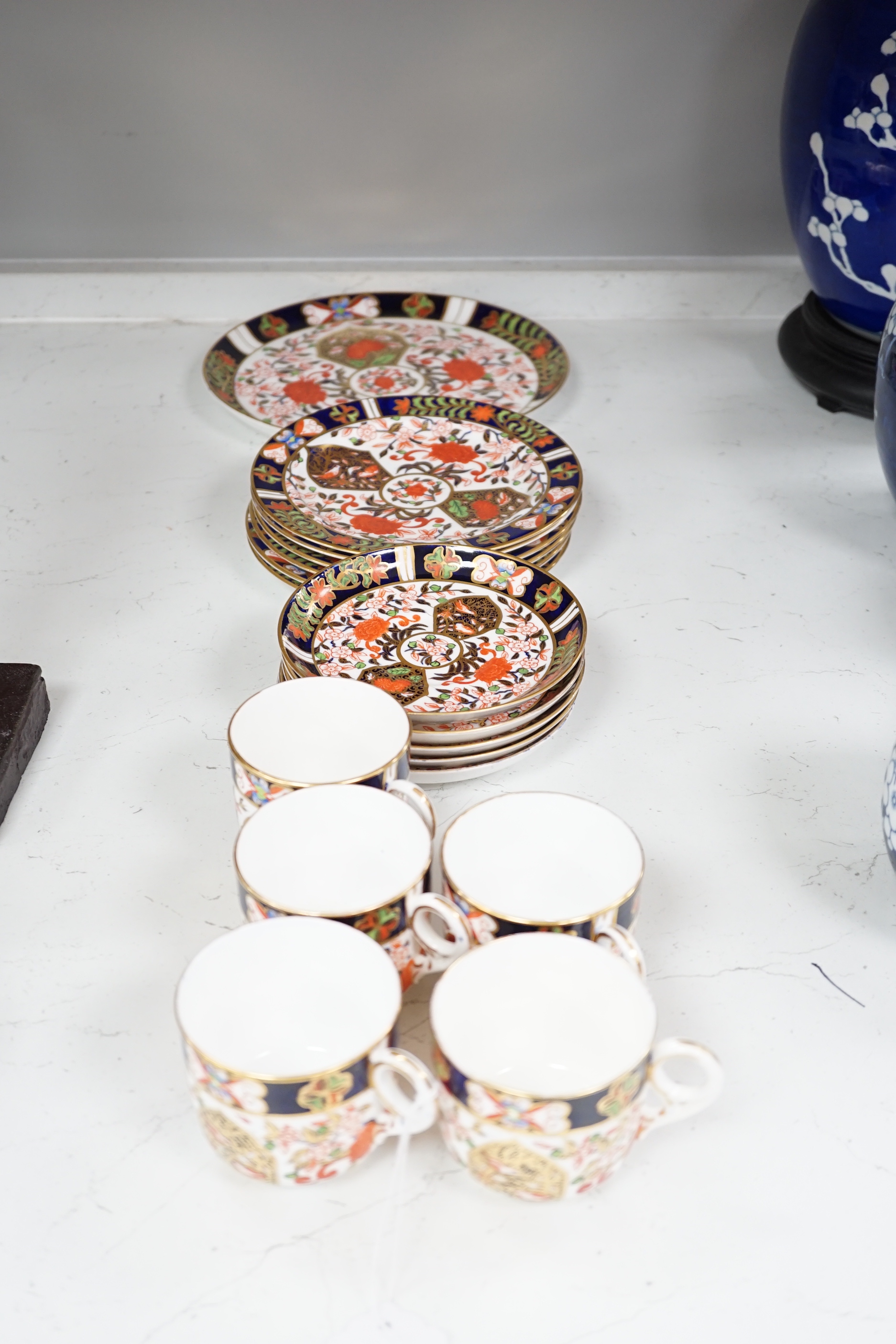 A Crown Derby Imari pattern tea set, for six place settings